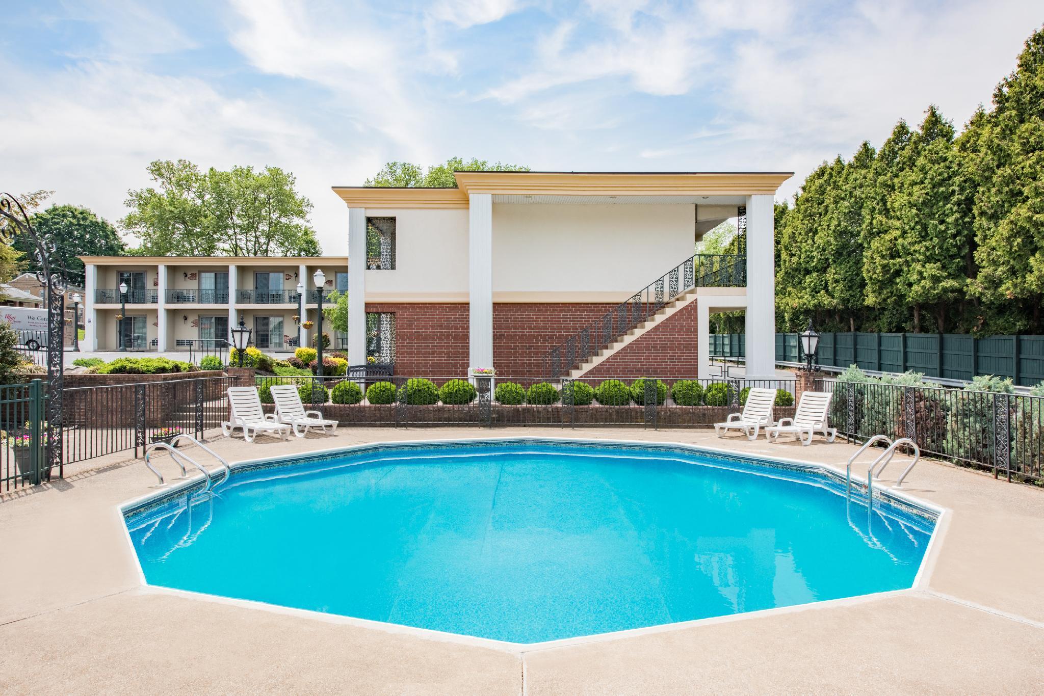 Howard Johnson By Wyndham Hershey Exterior photo